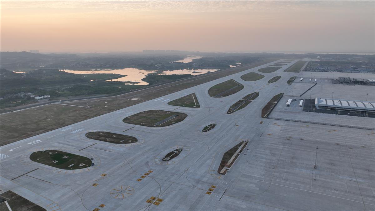 鄂州建飛機場最新消息