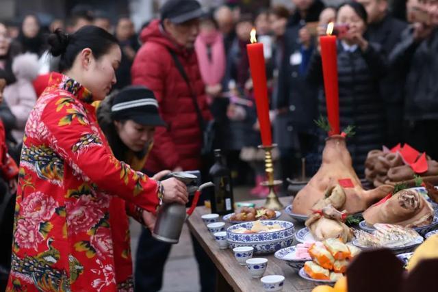 春節(jié)去烏鎮(zhèn)好玩嗎？——一場(chǎng)文化與自然的交織之旅，春節(jié)烏鎮(zhèn)游，文化與自然的完美交織之旅